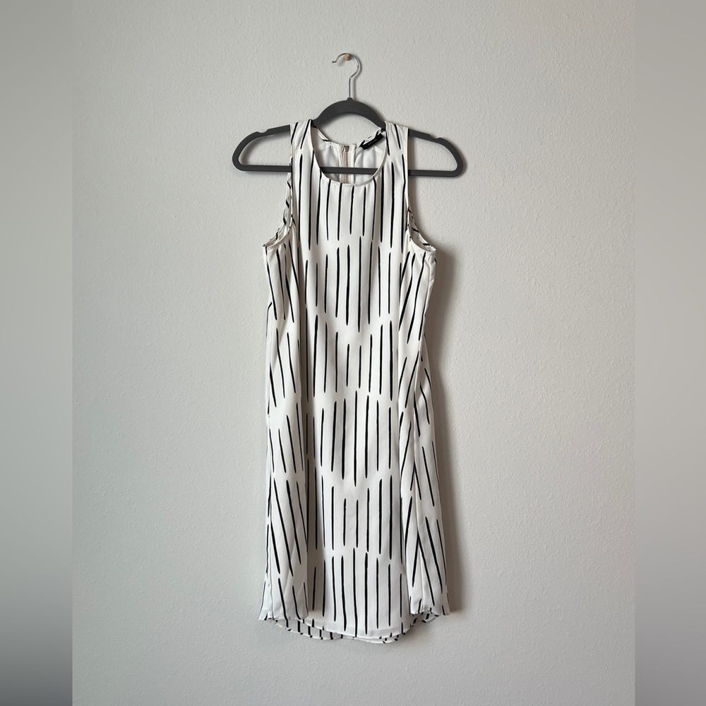 Apt. 9 shift dress - size M